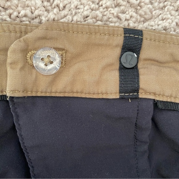 Lululemon Commission Pant Chino Beige Tan Sz 31 (Meas. 32X28.5) - Picture 8 of 12
